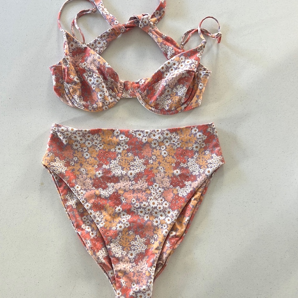 Seamless skate bikini